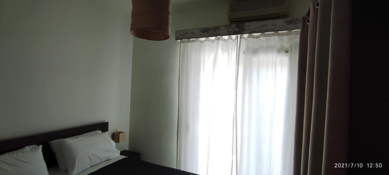 Epavlis Apartment Néa Péramos Bagian luar foto
