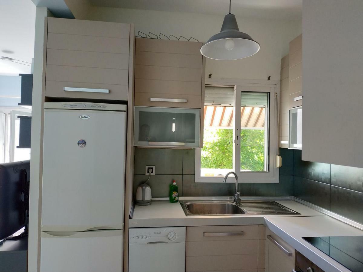 Epavlis Apartment Néa Péramos Bagian luar foto