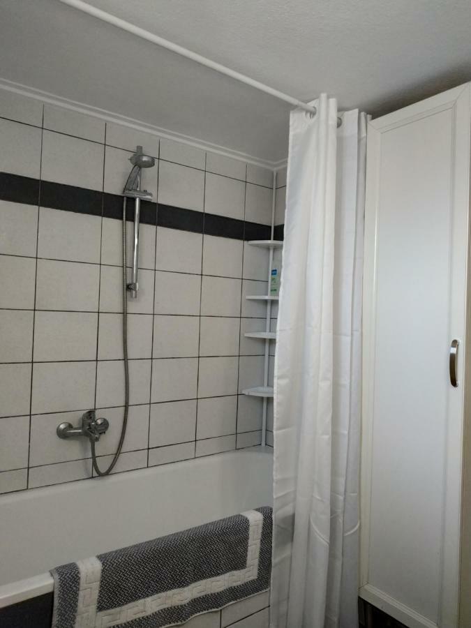 Epavlis Apartment Néa Péramos Bagian luar foto