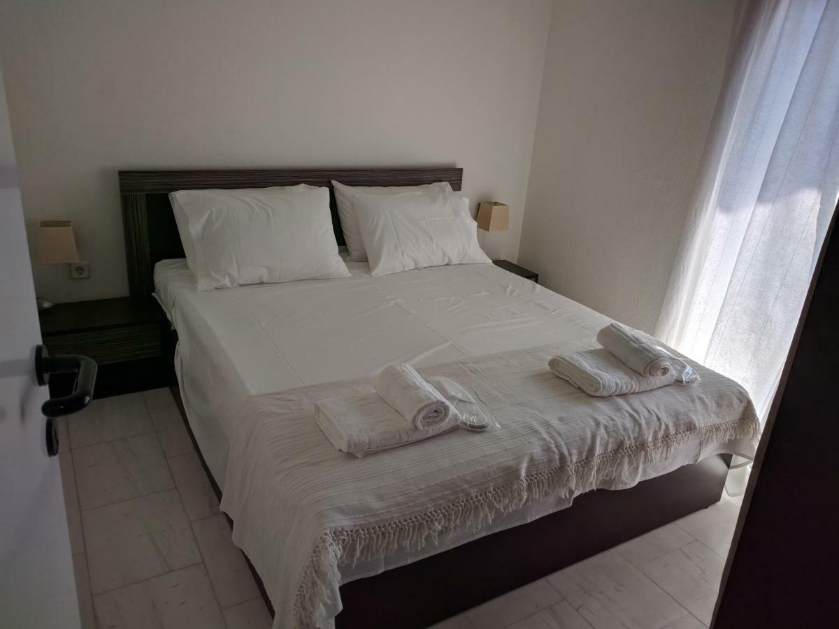 Epavlis Apartment Néa Péramos Bagian luar foto