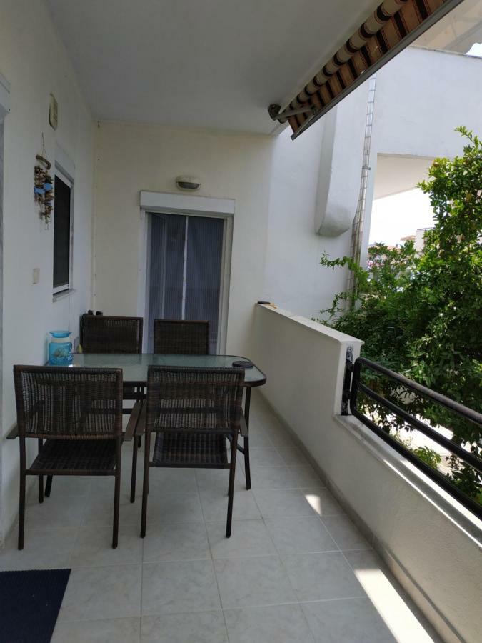 Epavlis Apartment Néa Péramos Bagian luar foto